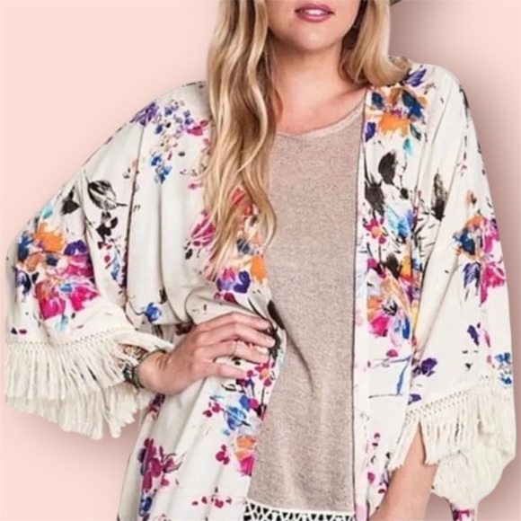 Umgee+ Floral Frayed Tassel Kimono - Picture 6 of 7